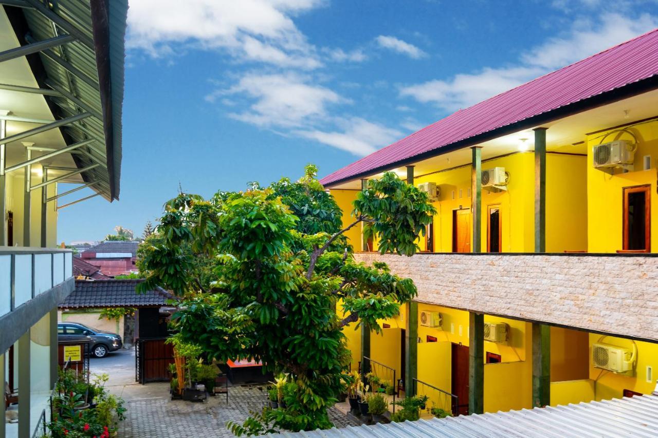 Spot On 2732 Sandy Guesthouse Mataram Esterno foto