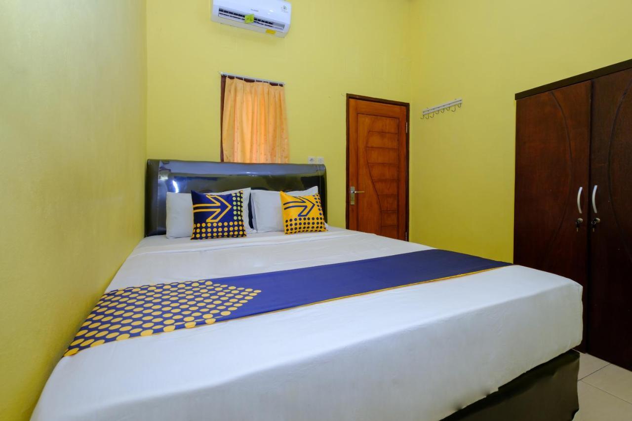 Spot On 2732 Sandy Guesthouse Mataram Esterno foto