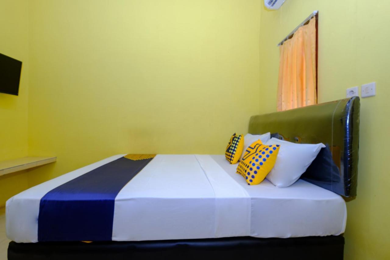 Spot On 2732 Sandy Guesthouse Mataram Esterno foto
